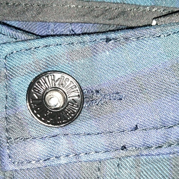 8IGHTH/DSTRKT - Picture 5 of 8